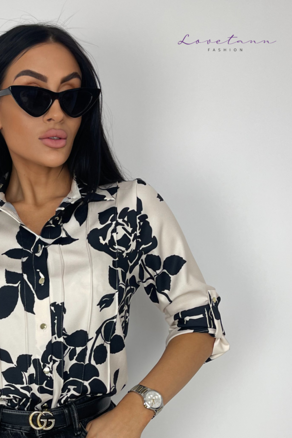 Koszula damska Plus Size z zaszewkami Aurelia Róże Czarny/Beż by Lovetann