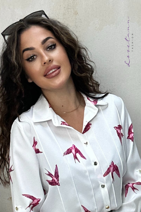 Koszula damska Plus Size z zaszewkami Aurelia Jaskółka Róż by Lovetann